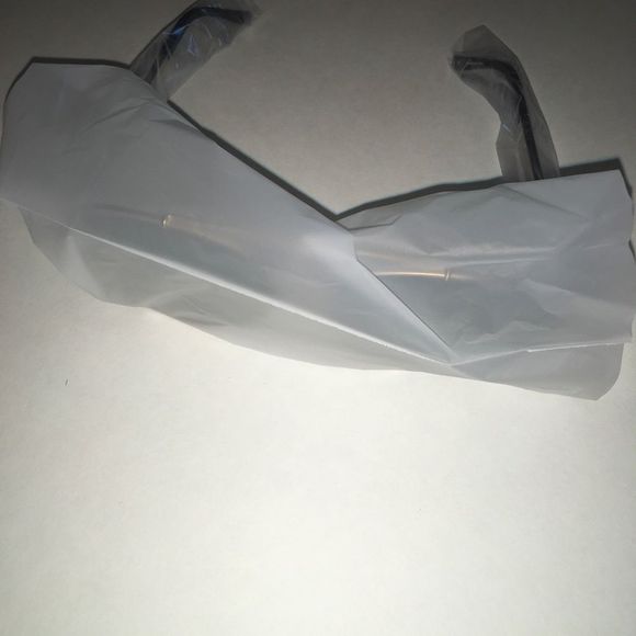 Wildfox Jesse sunglasses - Picture 3 of 3